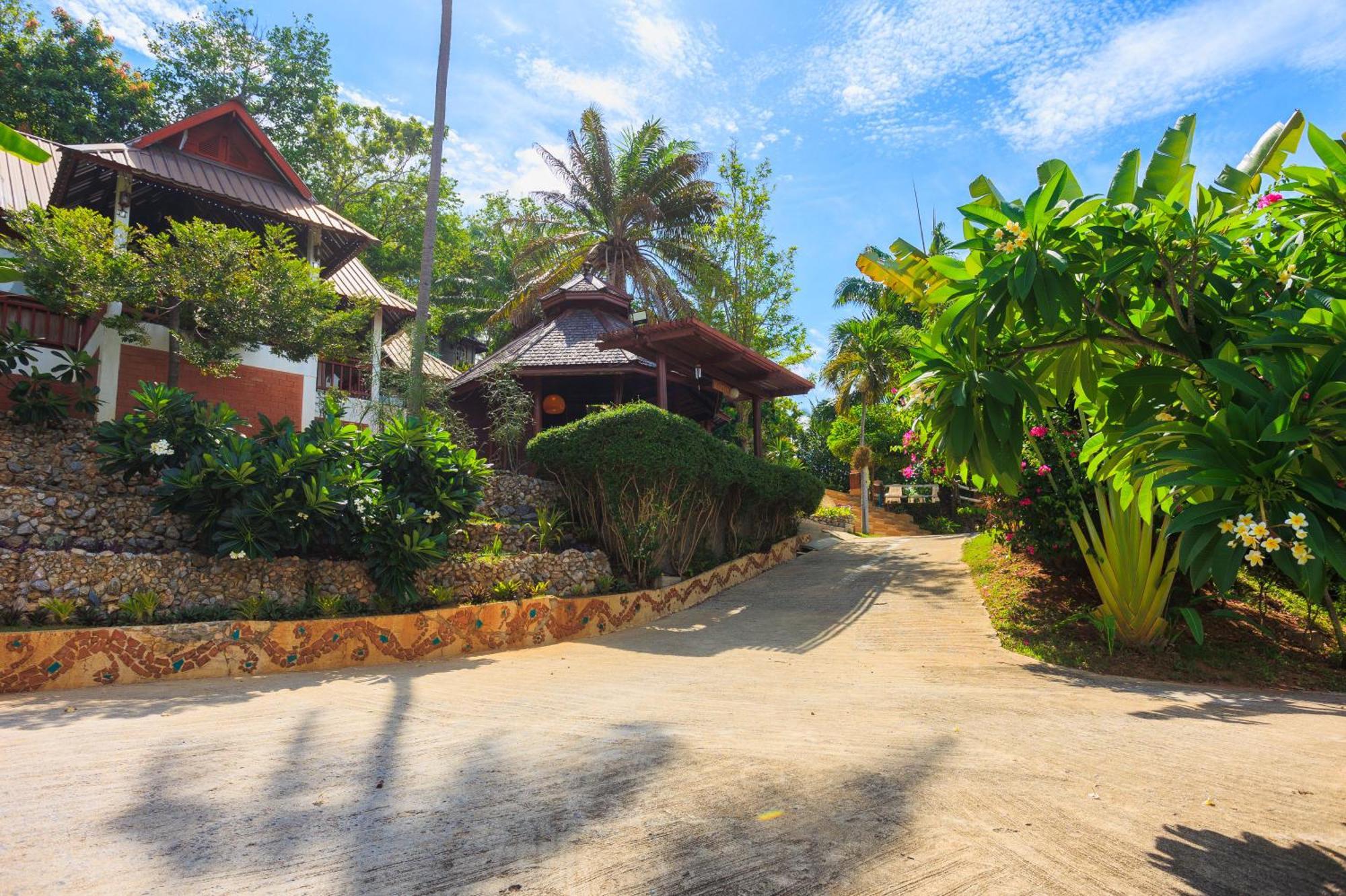 Samui Wooden Hill Apartment Lamai Beach  Bagian luar foto